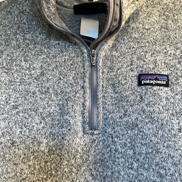 Women’s xsmall Patagonia sweater - Picture 3 of 3